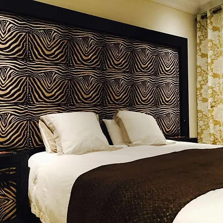 Rok Plaza - Only Adults 4*