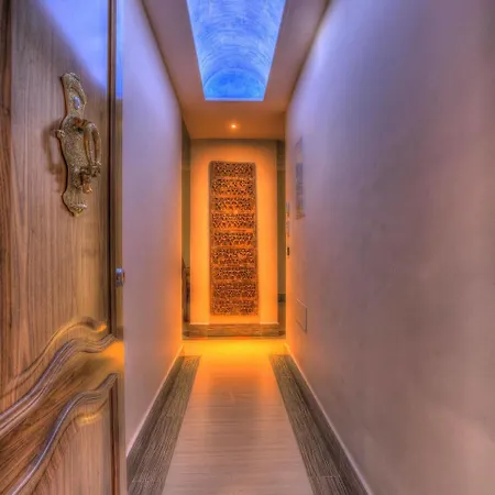 Rok Plaza - Only Adults Hotel